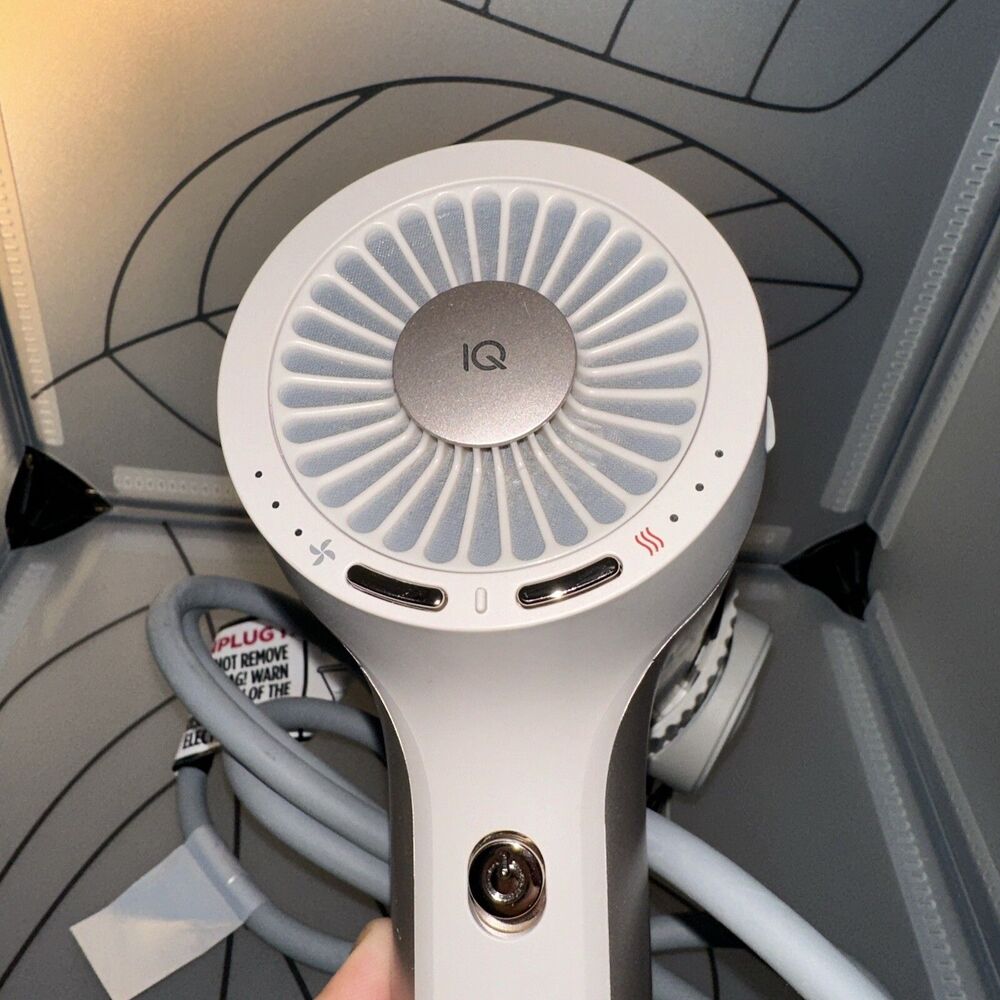 Shark HyperAir Hair Dryer HD112 IQ Styler Quick Dry Blow With  Attachment Tested - Picture 4 of 6